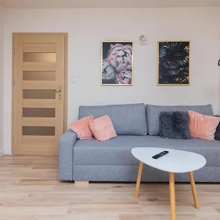 Mokotow Apartments Reytan By Noclegi Renters Warsaw Exterior photo
